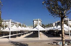 膜結(jié)構(gòu)車棚特點(diǎn)，為什么這么受歡迎？